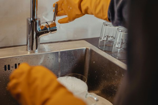 Gagnez du temps et simplifiez-vous la vie avec un service menage domicile fiable et personnalisé